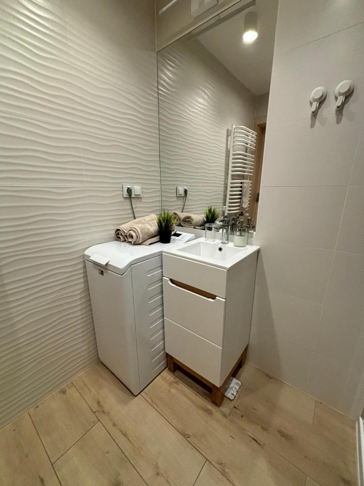 Chopin Park Lux Apartment, Self Check-In 24H, Free Parking, Air-Conditioning Poznań Quarto foto